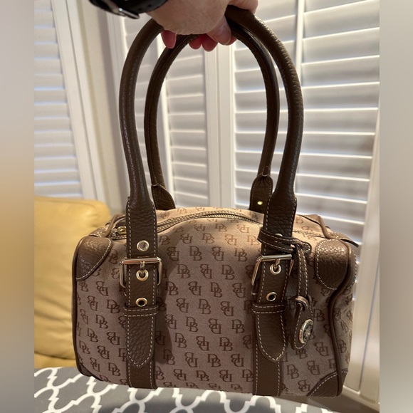 DOONEY & BOURKE Doctors Satchel, Signature Fabric, Pebble Leather Accents 🤎 - Picture 1 of 17